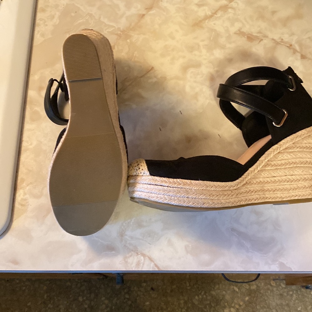 Wedges - Picture 2 of 3
